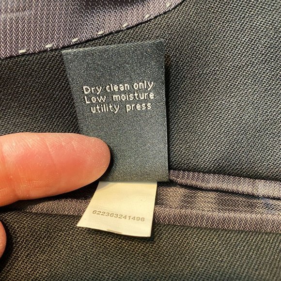 Apt 9 Blazer Jacket 44R Men 100% Wool Modern Fit Black 2-Button Career Occassion - Picture 9 of 9